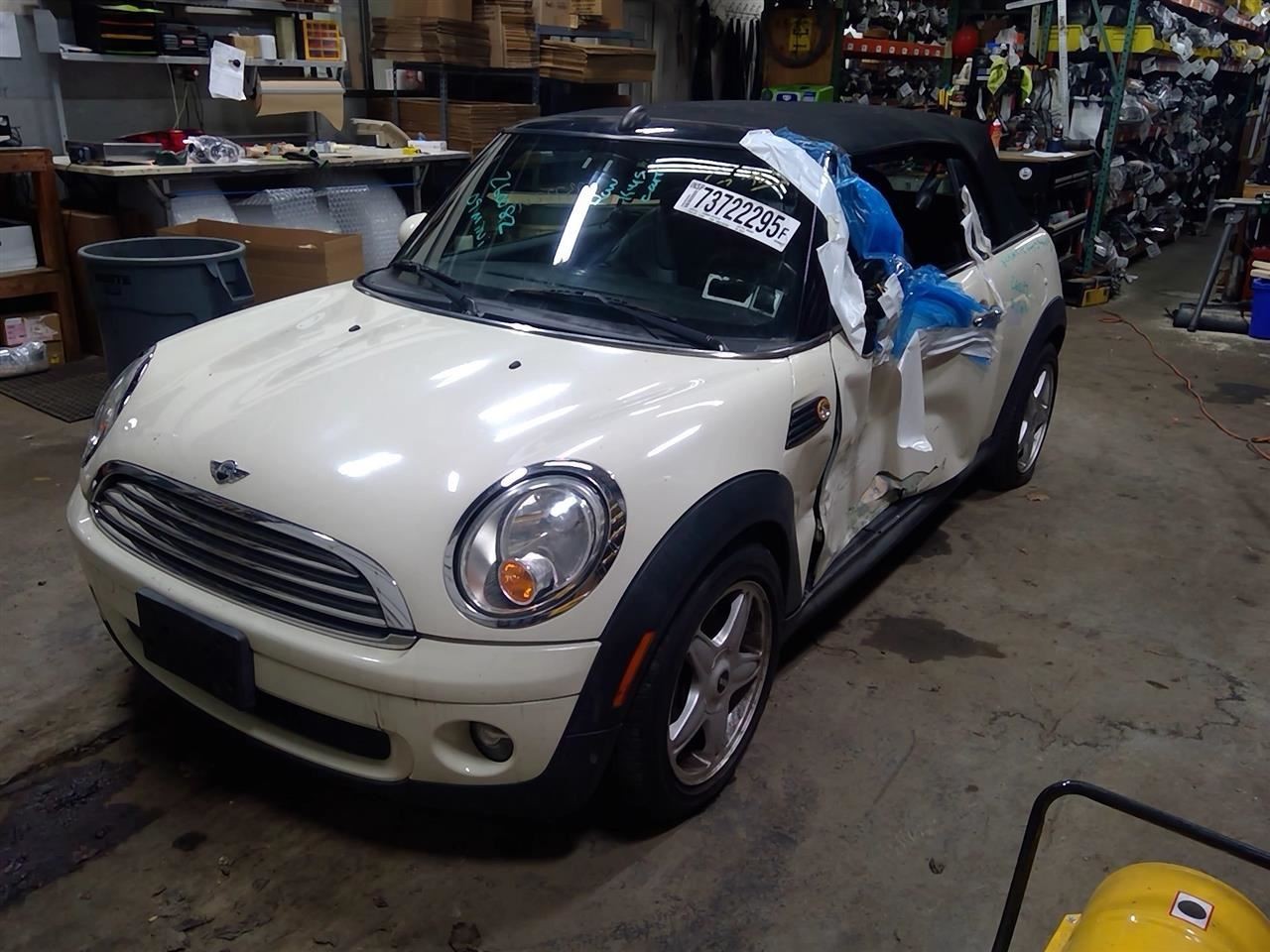 Wash Reservoir Coupe Without Headlamp Washers Fits 07-15 MINI COOPER 1760861