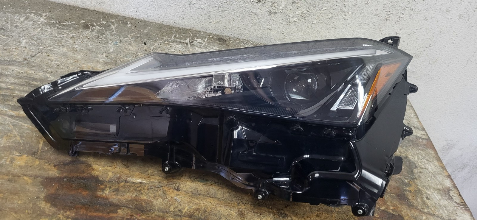 2019-2023 LEXUS UX HEADLIGHT Lamp DRIVER SIDE LED OEM *PN310-B