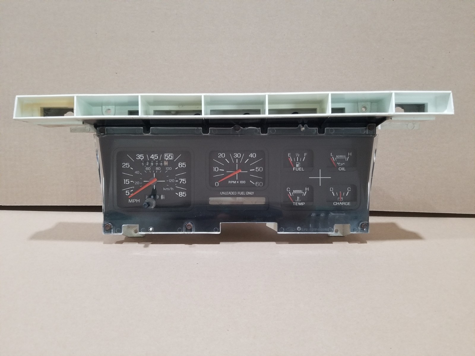 80-86 Ford Pickup Truck Bronco GAS Instrument Speedometer Tach Gauge Cluster 80-86 Ford Pickup Truck Bronco GAS Instrument Speedometer Tach Gauge Cluster