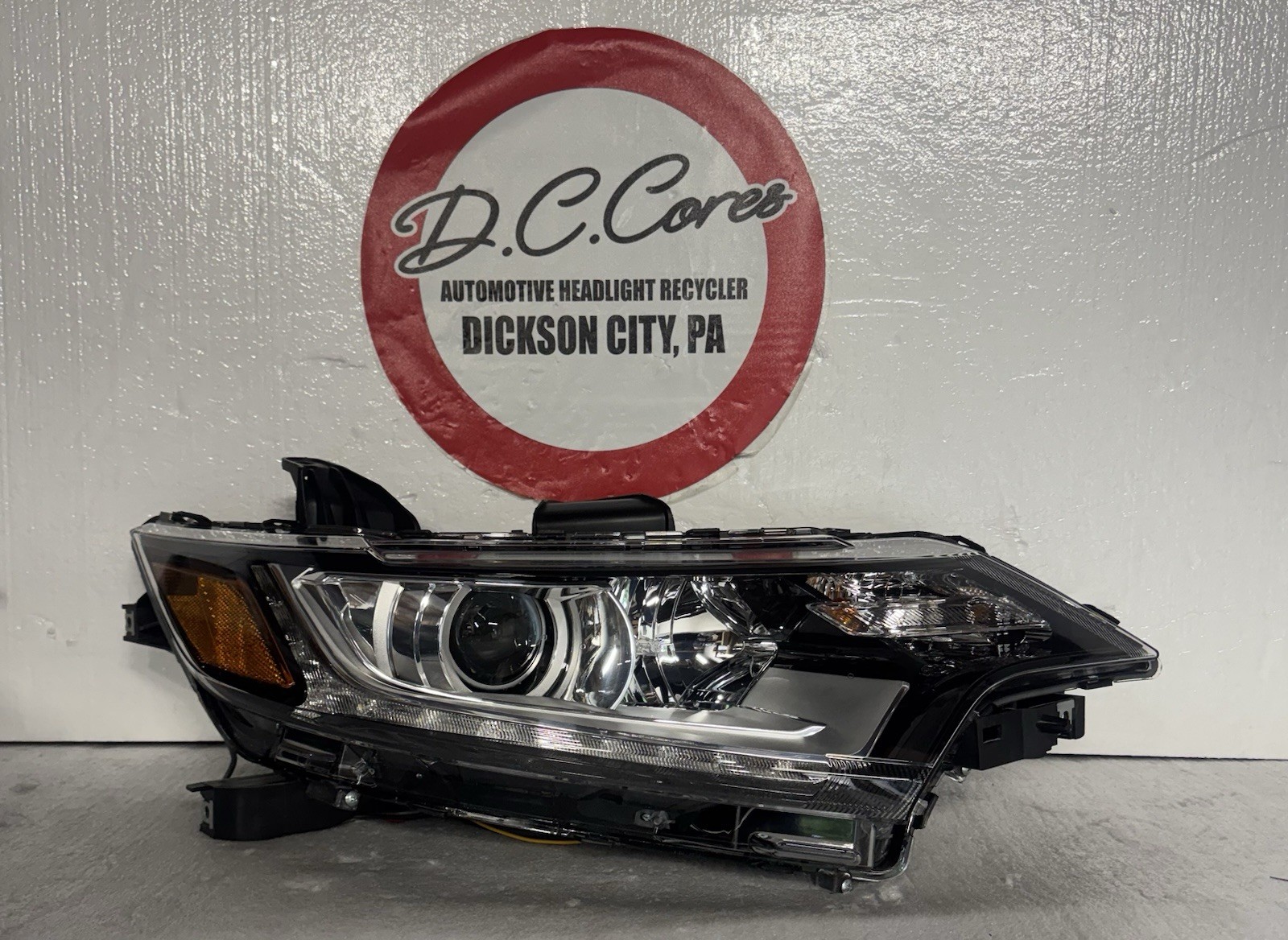 🌟LIKE NEW🌟NON OEM🌟16-18 Mitsubishi Outlander Right Side Halogen W/LED Light 🌟LIKE NEW🌟NON OEM🌟16-18 Mitsubishi Outlander Right Side Halogen W/LED Light