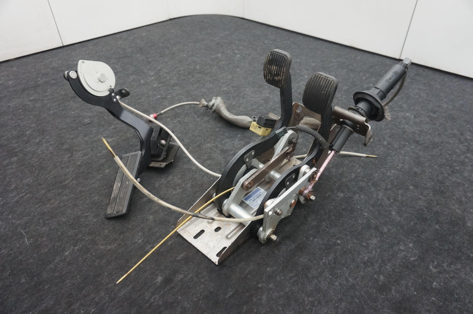 Clutch Brake Accelerator Throttle Pedal Assembly 4763022AB Dodge Viper RT10 SR2