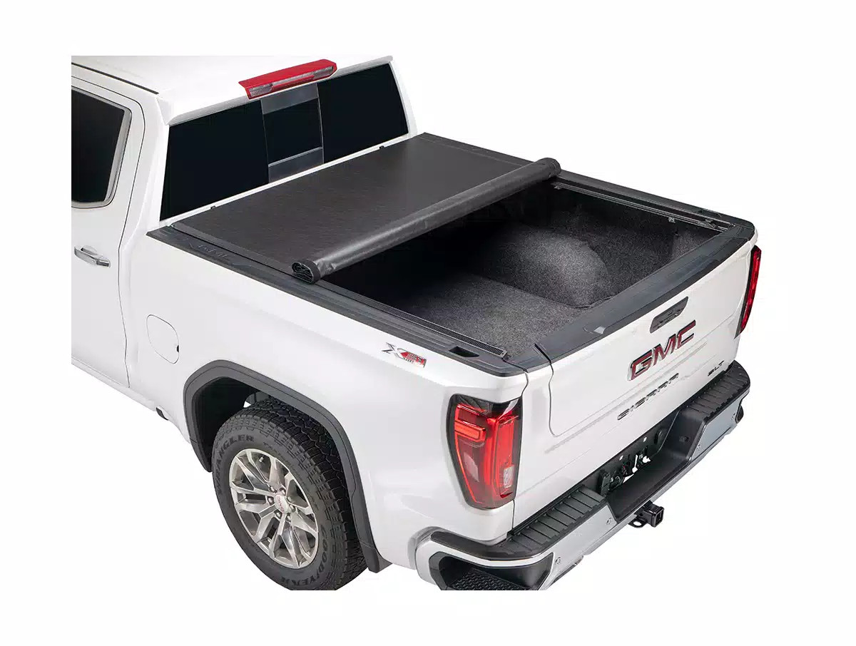 Gator SRX Soft Roll-Up Tonneau Fits 2019-2026 Silverado/Sierra 1500 6\'6\