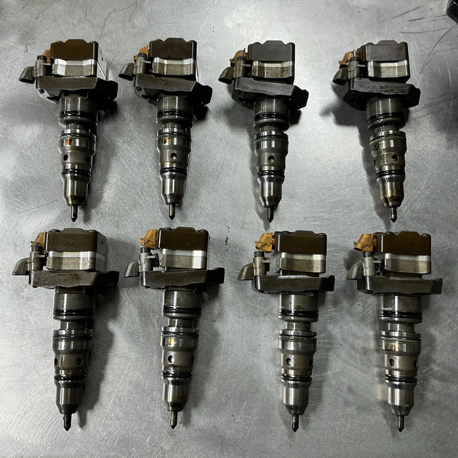 1995-1997 Ford F250 F350 7.3 Powerstroke AA Injectors 1816187C3 Set of 8 CORES