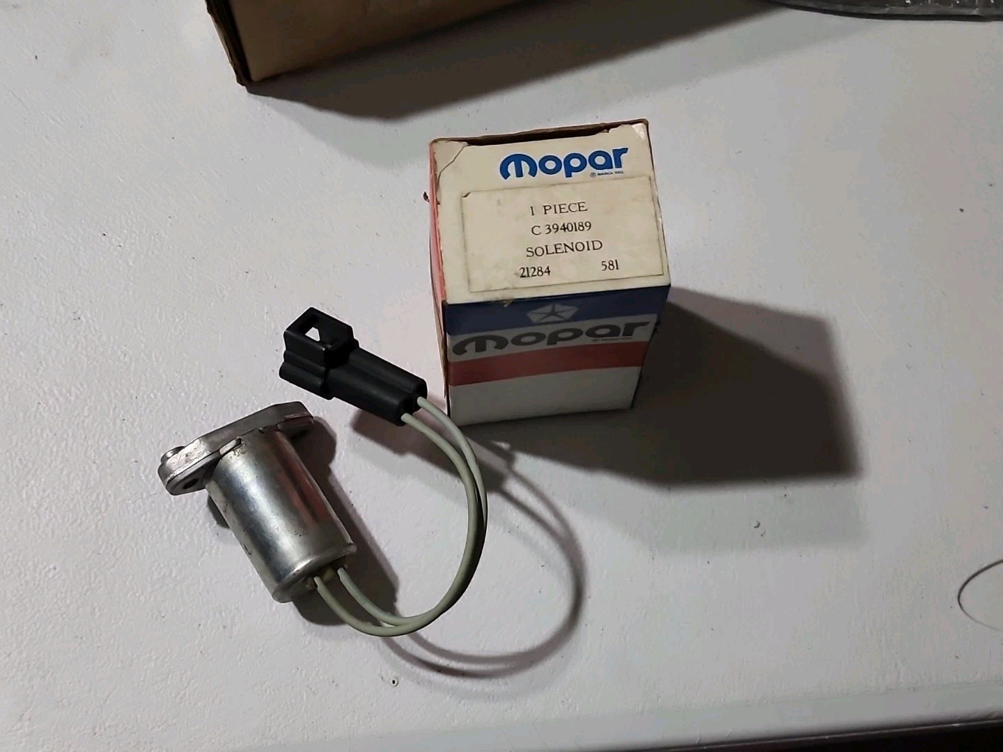 NOS MOPAR 1983 1984 SOLENOID PULSING ASM 318 DODGE PLYMOUTH 3940189 83 84 MOST