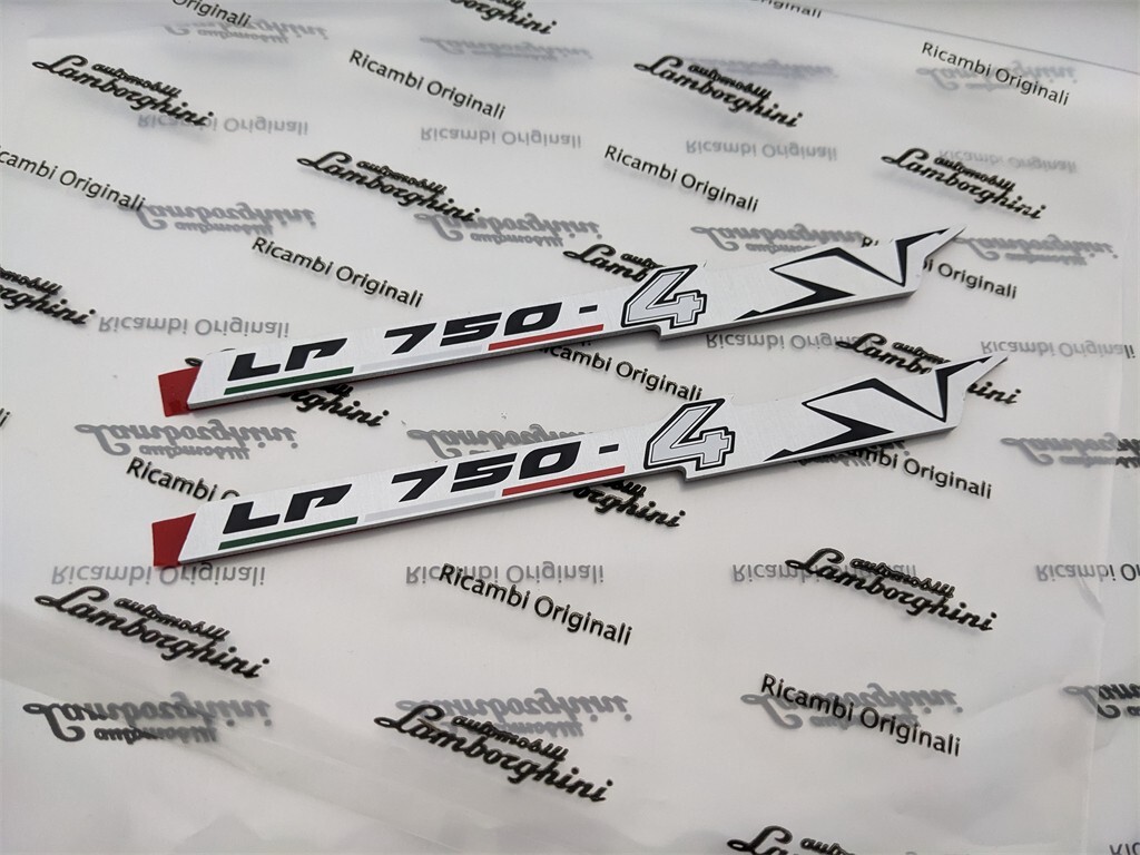 Lamborghini Aventador LP750-4 SV Roadster Decorative Emblem Set 470854499B