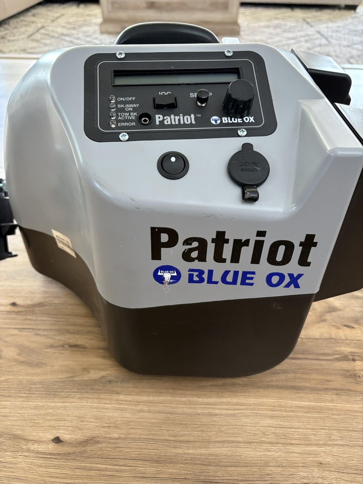BLUE OX  Patriot  BRK2010 RV Towing Braking System Works Remote Breakaway Switch