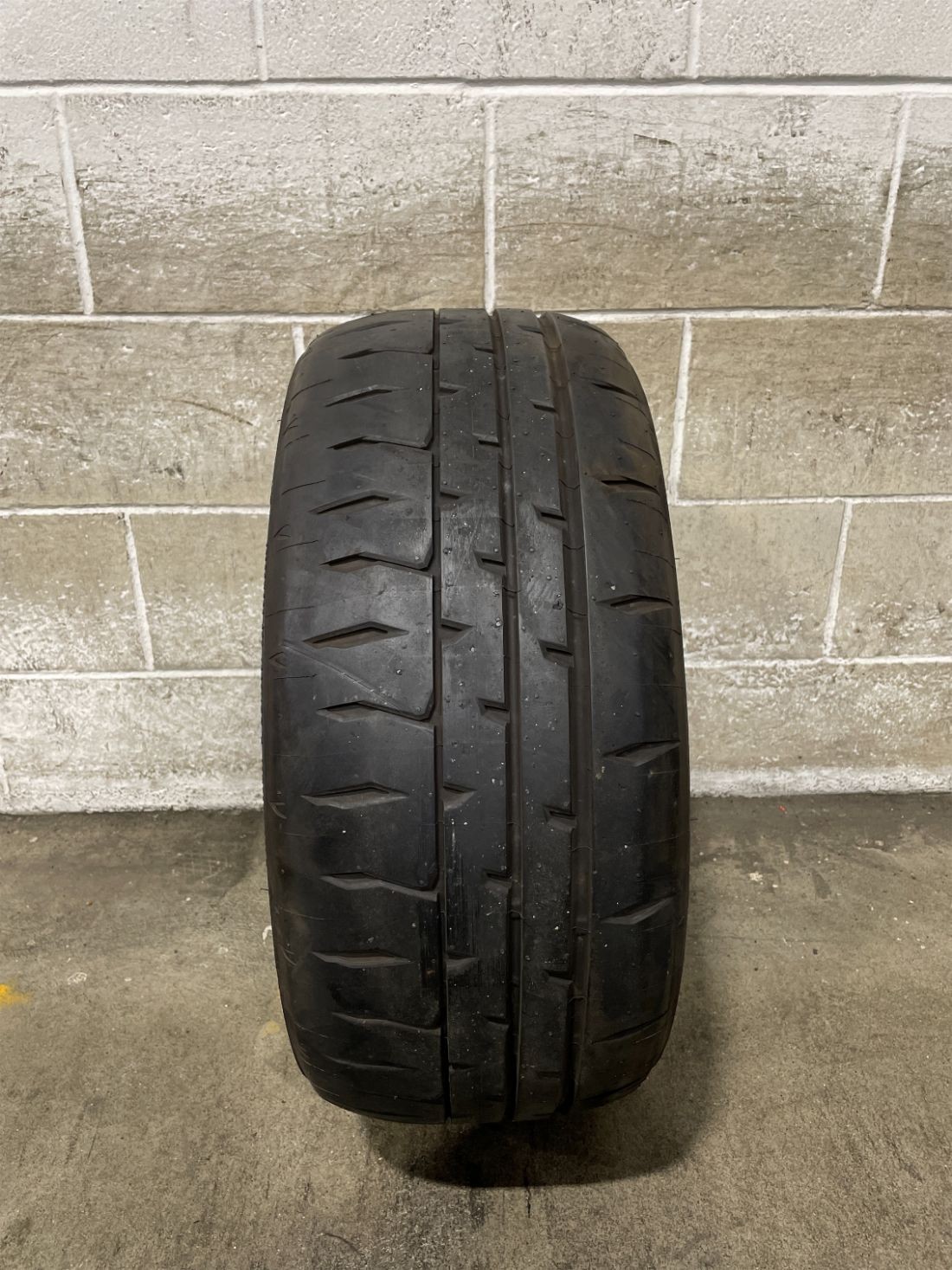 1x P235/45R17 Bridgestone Potenza RE71RS 7/32 94 W Used Tire 2354517