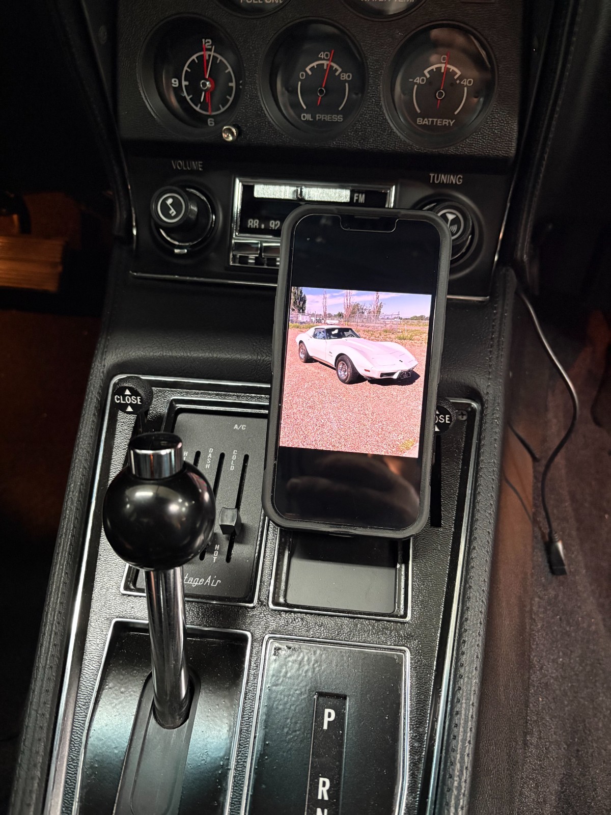 1968-1976 C3 Corvette Cell Phone holder (Magnetic)