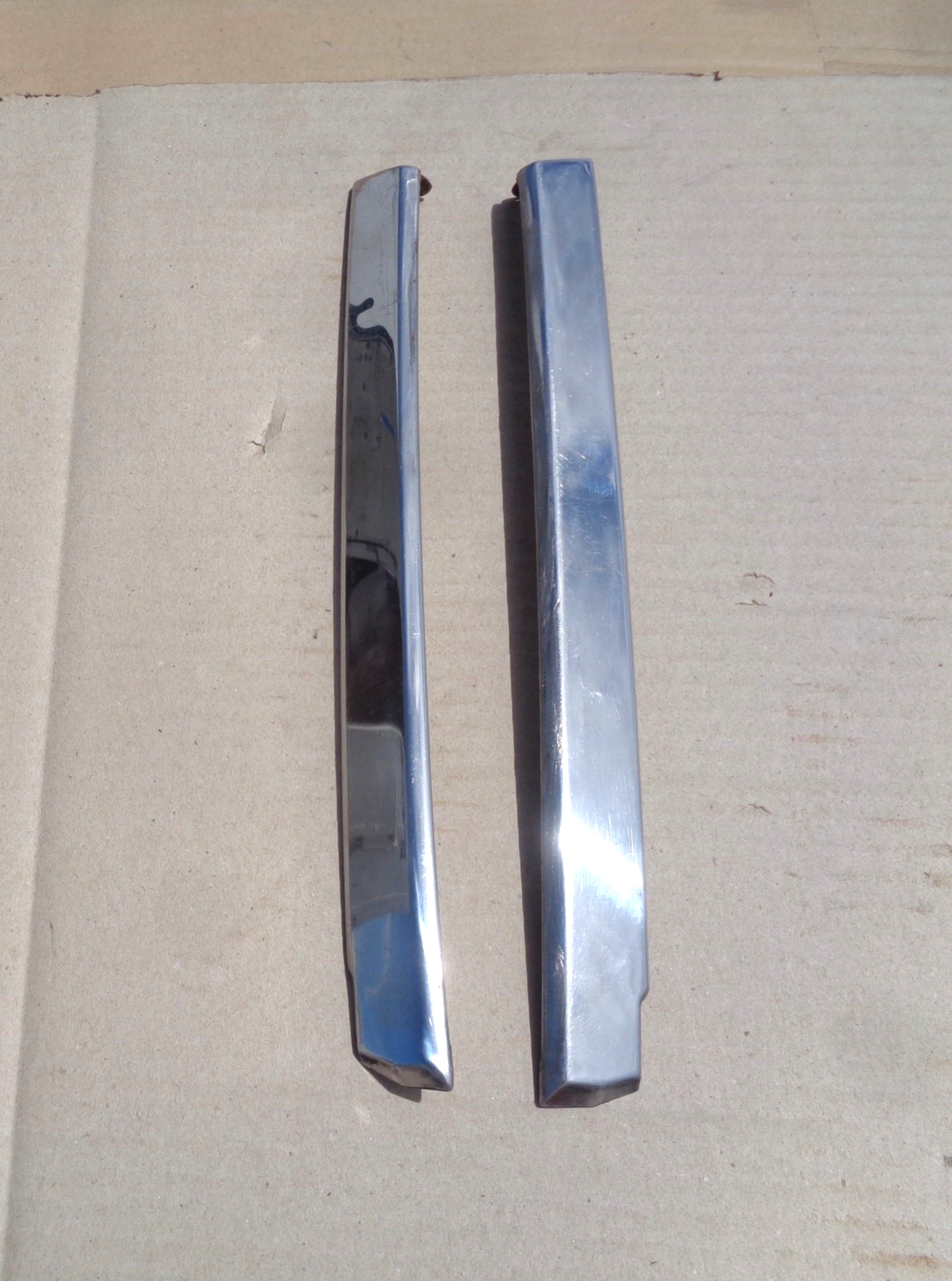 1970 71 Dodge Challenger RT SE Quarter Belt Moldings A63 