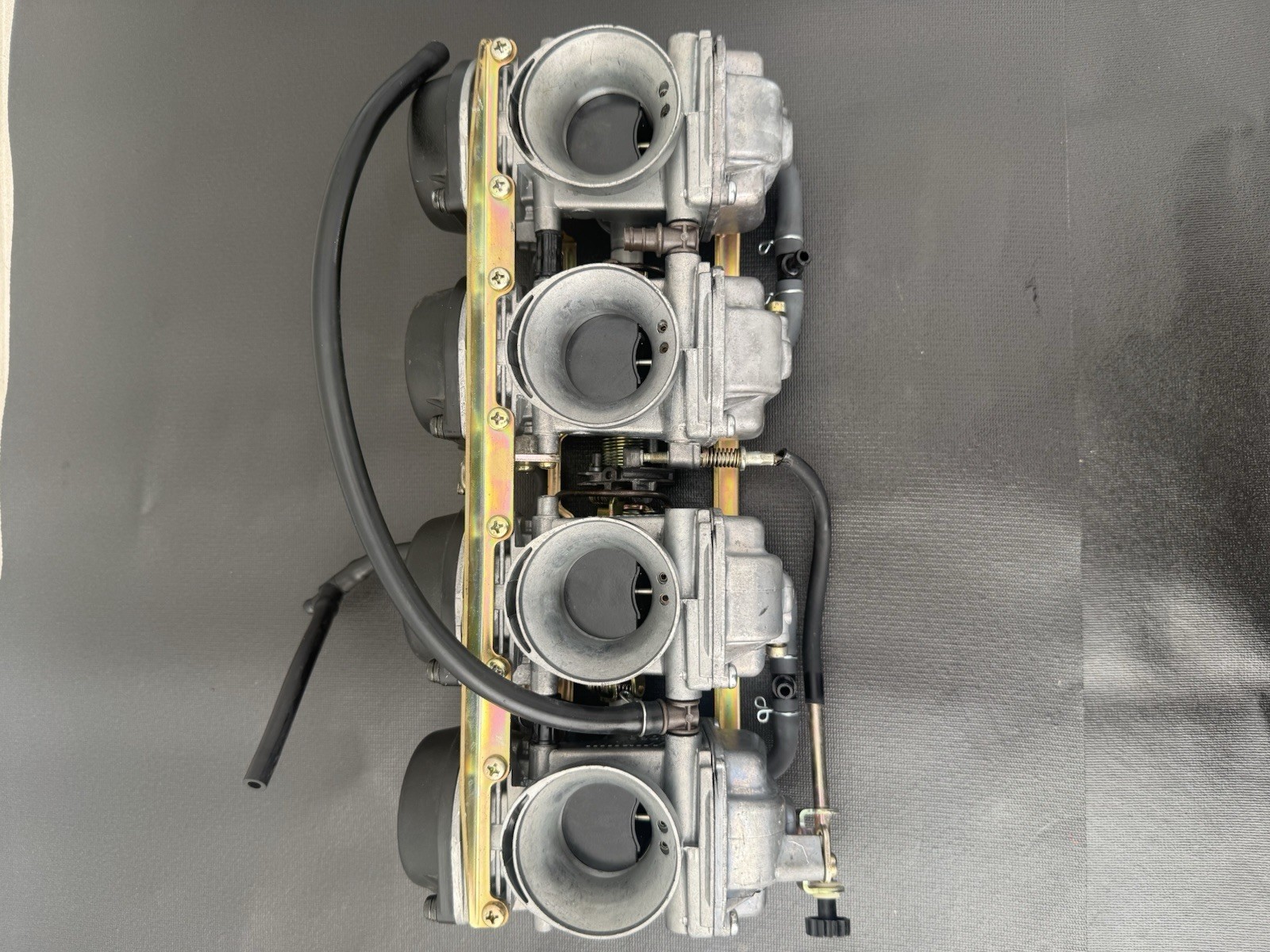 1993 - 1998 Suzuki GSX-R1100 Carburetor Set 46EJ 