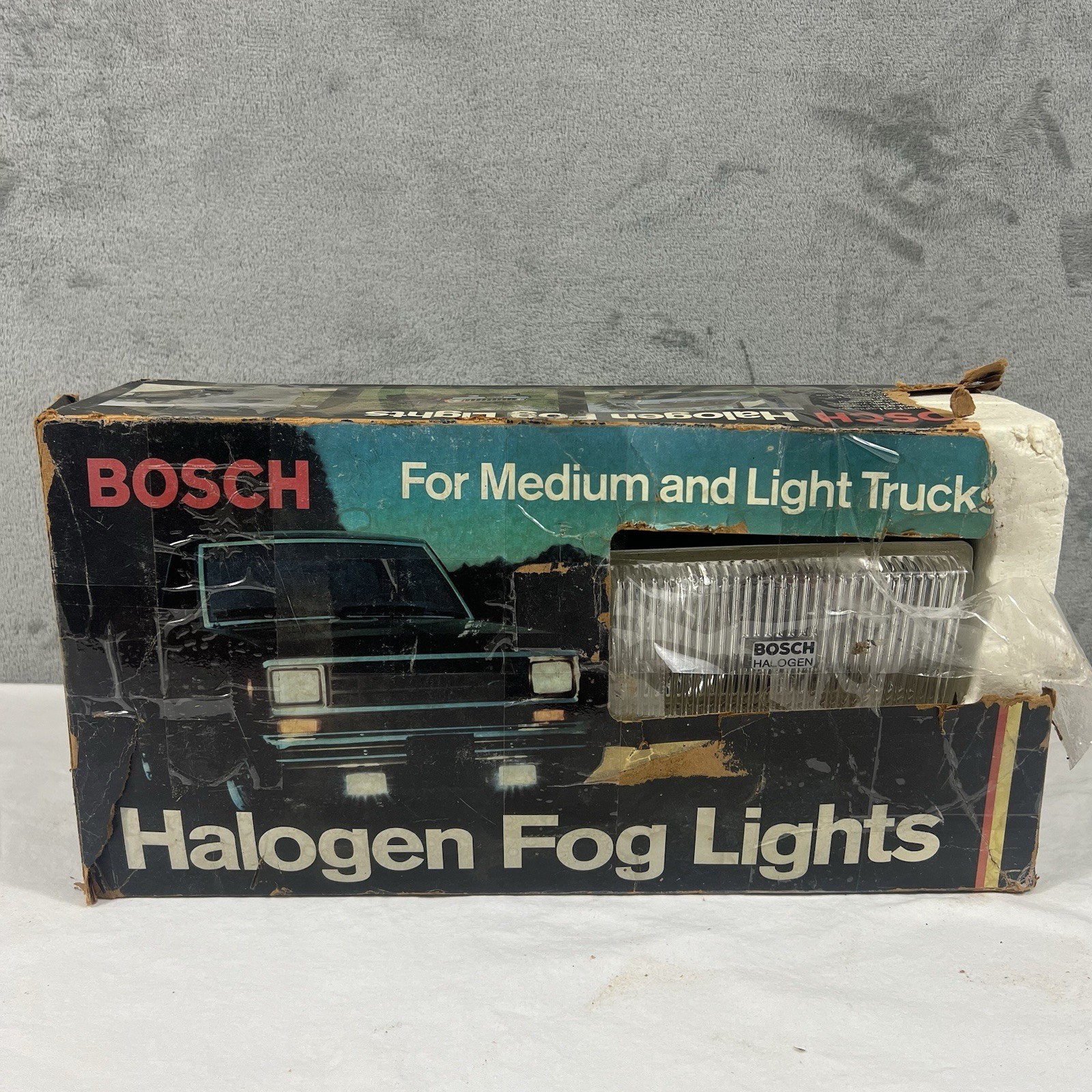 Vintage Bosch Touring Halogen Clear Fog Lights For Medium & Light Trucks 22650