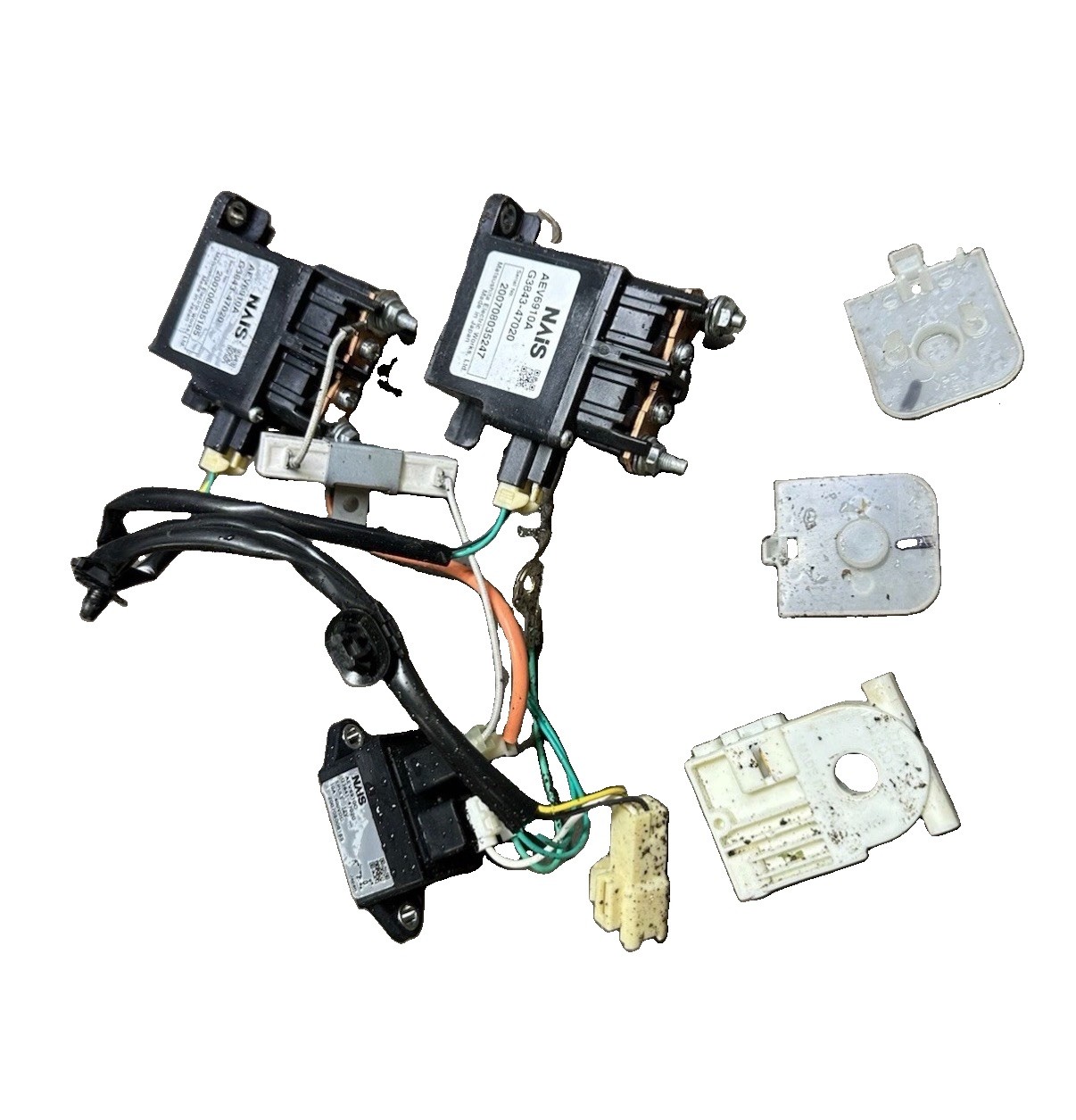 2004 - 2009 Toyota Prius Hybrid Battery Relays G3843-47020