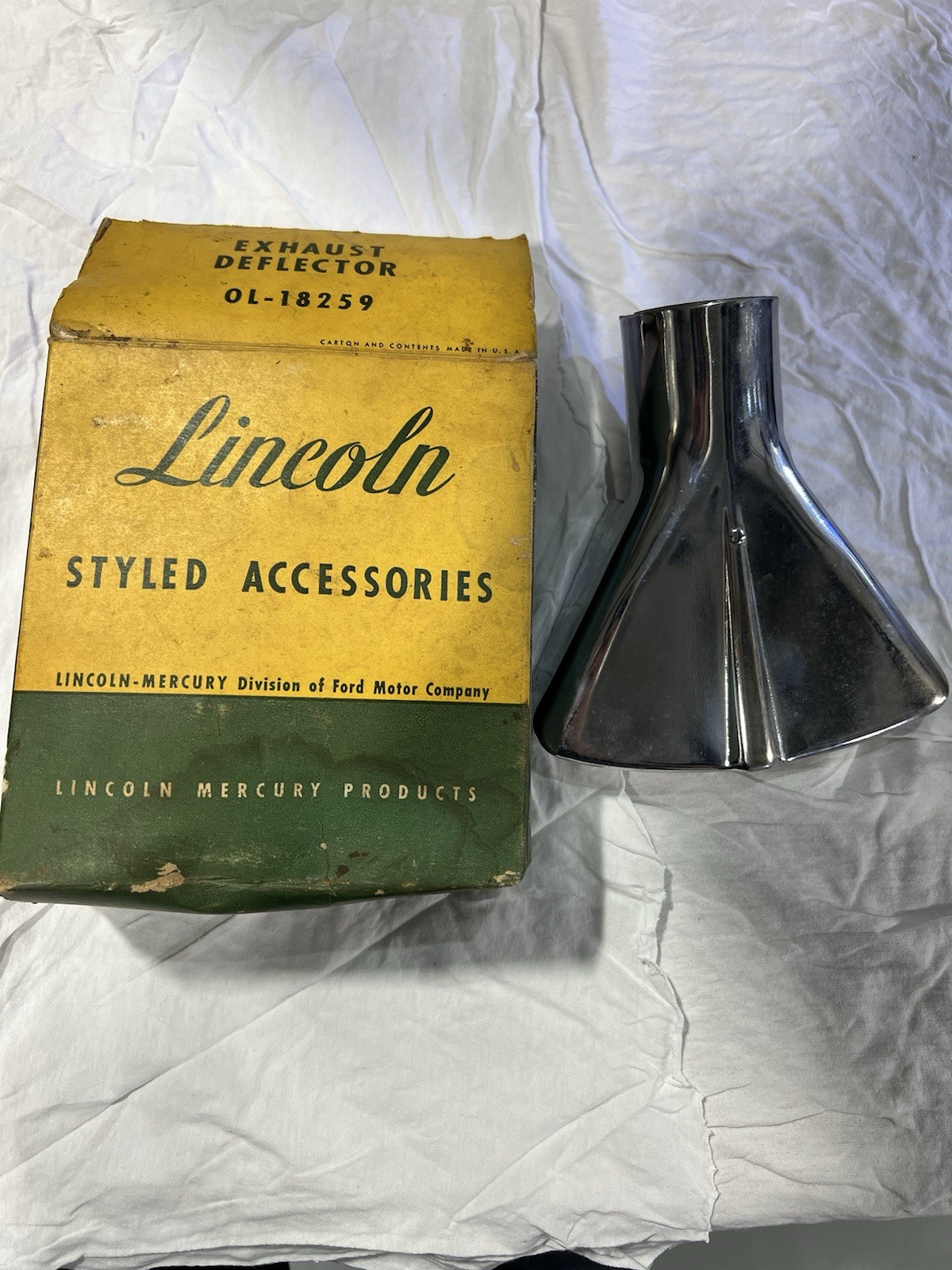 NOS Lincoln Exhaust Deflector OL-18259 Vintage NOS