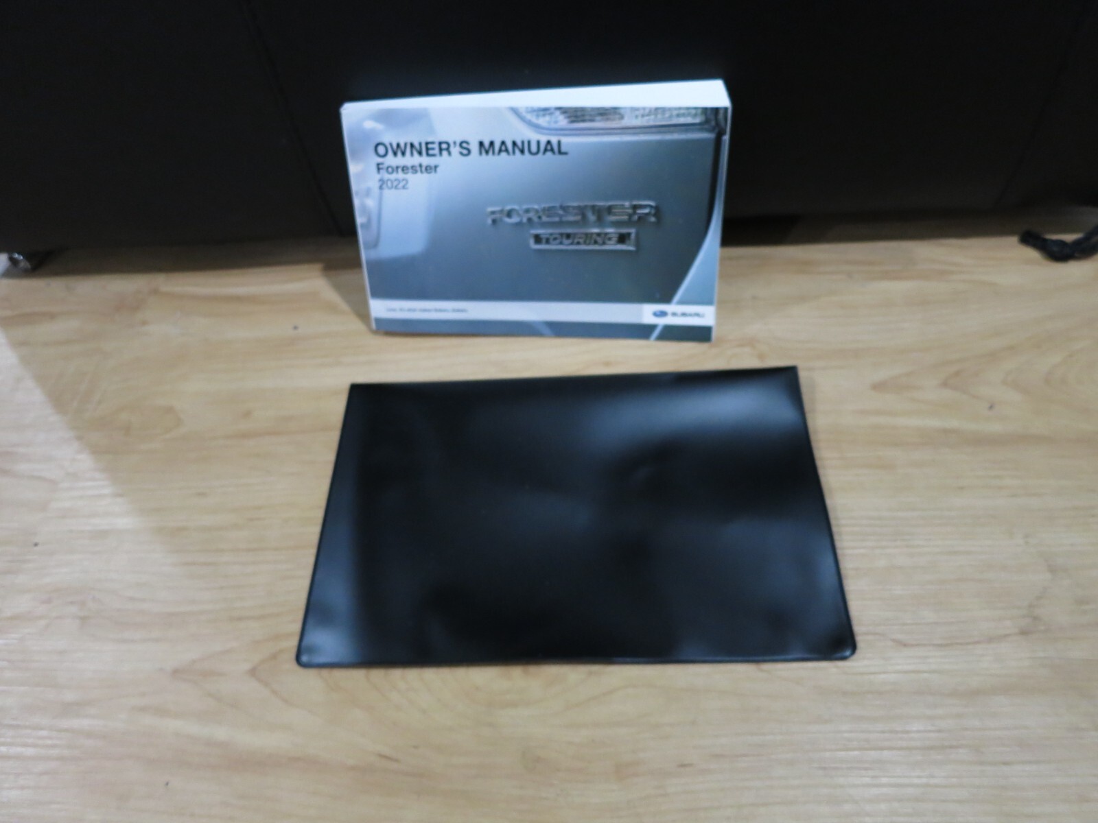 2022 SUBaRU FORESTER TOURING OWNERS MANUAL BOOK  + CASE  / 550 PAGE MANUAL