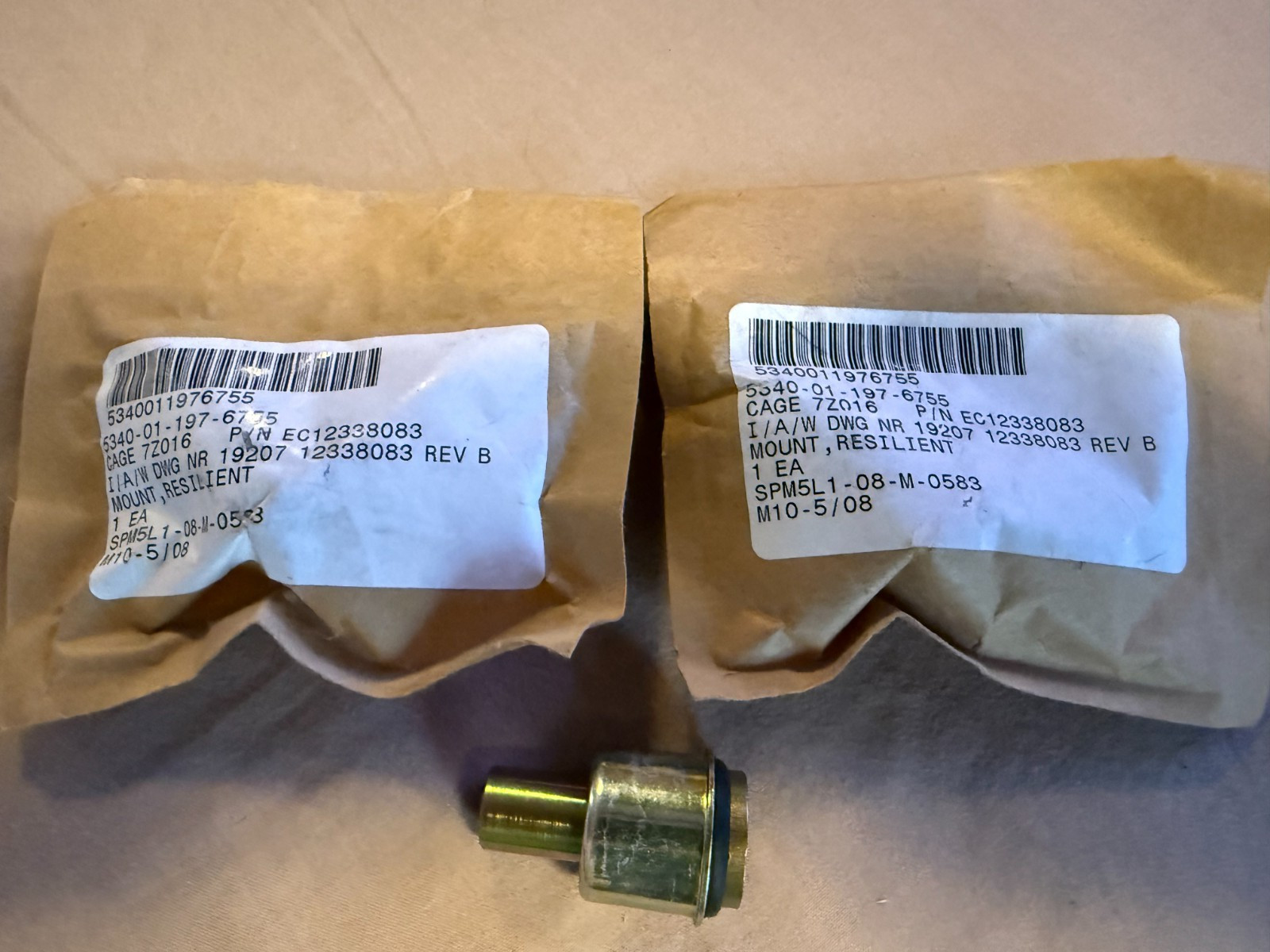 TWO EA HMMWV HARDTOP FRONT SUPPORT BUSHING - EC12338083 NSN 5340-01-197-6755