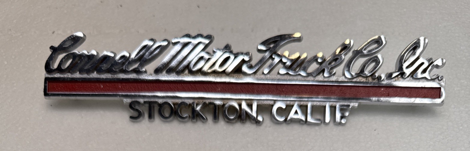 NOS RARE THE FIRST PETERBILT DEALER 1939 EMBLEM CONNELL MOTOR TRUCK CO. Inc. NOS RARE THE FIRST PETERBILT DEALER 1939 EMBLEM CONNELL MOTOR TRUCK CO. Inc.