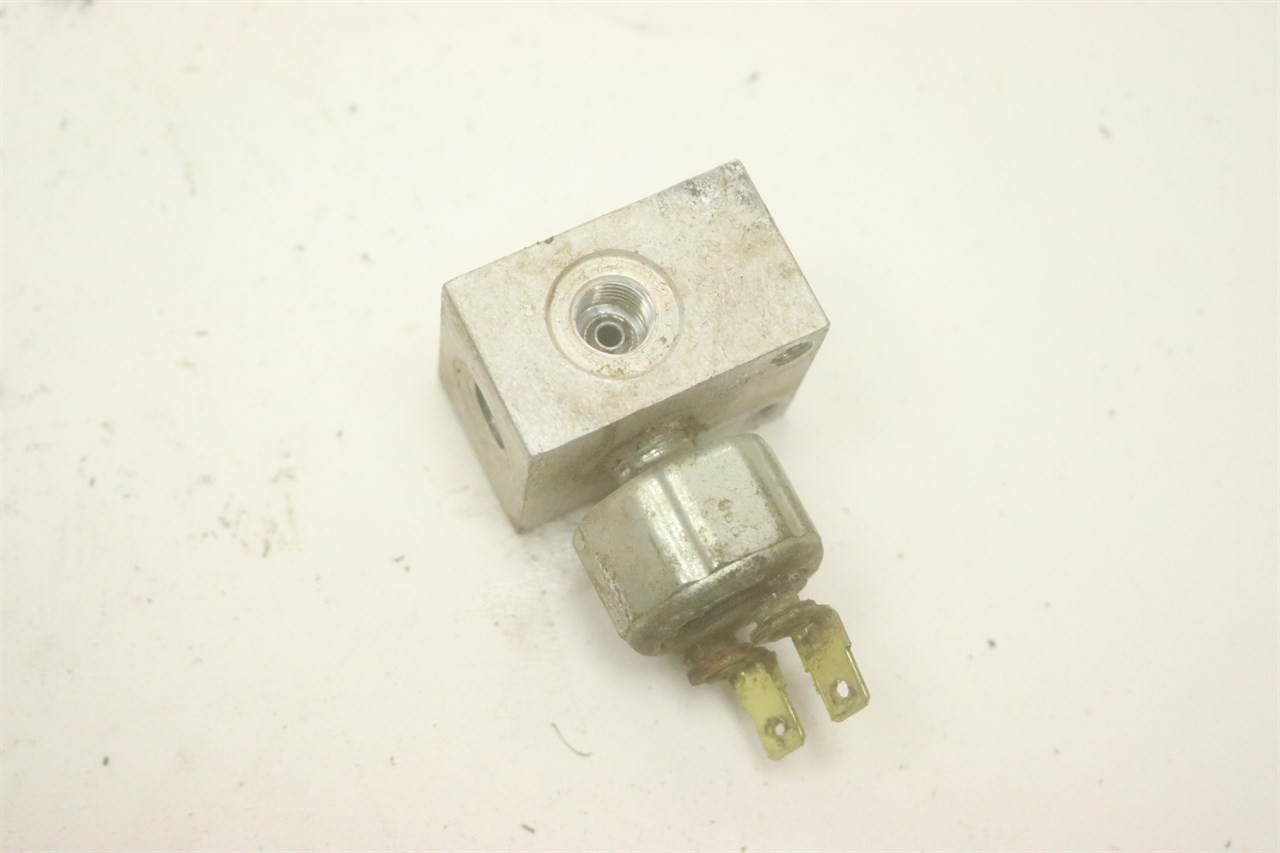 Polaris Sportsman Magnum Scrambler Brake Line Block Cross Fitting 7052292