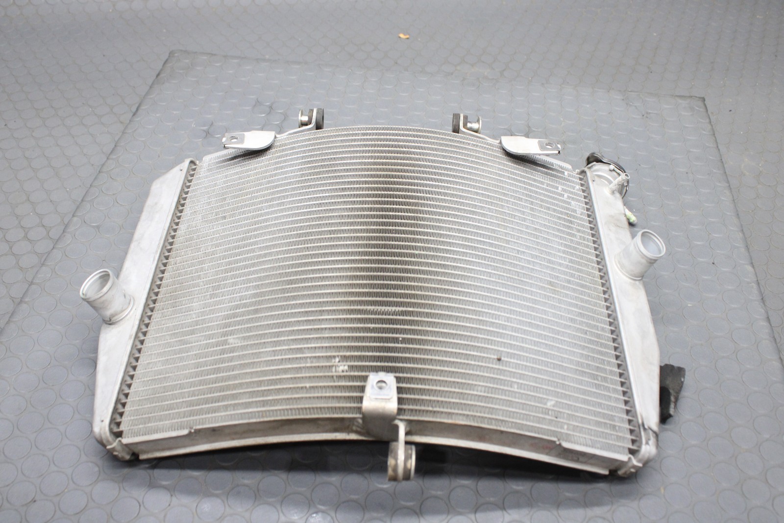 2024-2025 Kawasaki ZX6R ZX636 Ninja Engine Cooling Radiator OEM 39060-0754