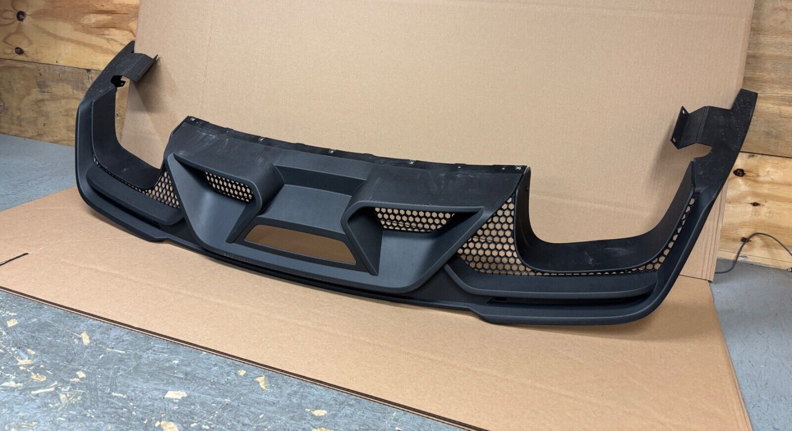 TAKE OFF OEM Ford Mustang GT500 Rear Lower Valance Diffuser KR3V-17F954-AD