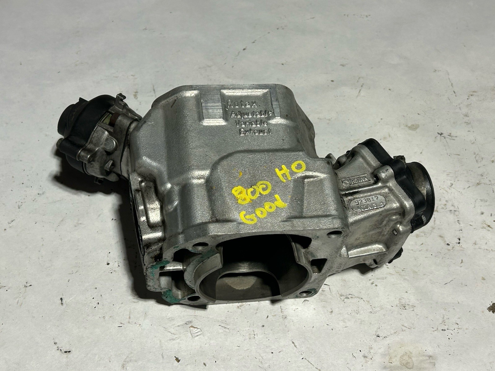 Skidoo 800 HO REV 800HO Engine Rotax OEM Cylinder 02-04 923817 Skidoo 800 HO REV 800HO Engine Rotax OEM Cylinder 02-04 923817