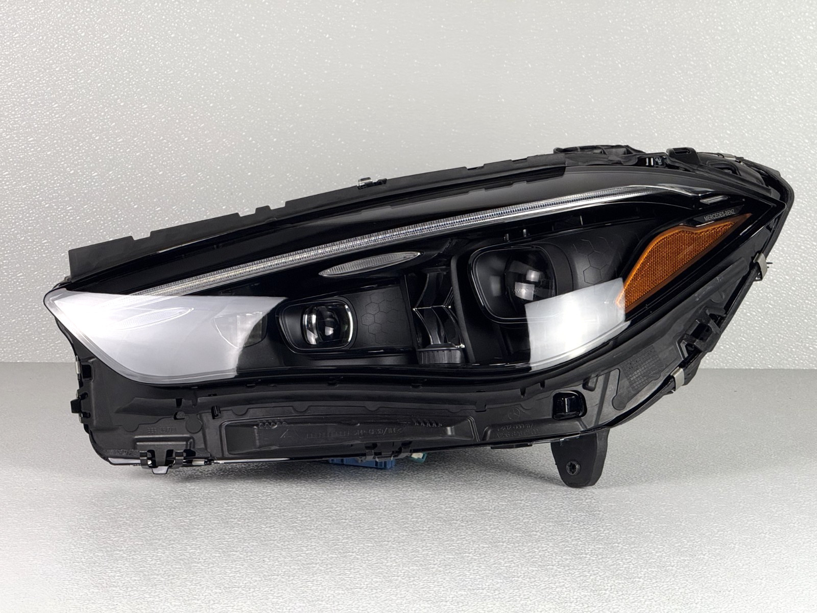 PERFECT 2024-2026 MERCEDES CLE-CLASS DIGITAL LED LEFT DRIVER SIDE HEADLIGHT OEM