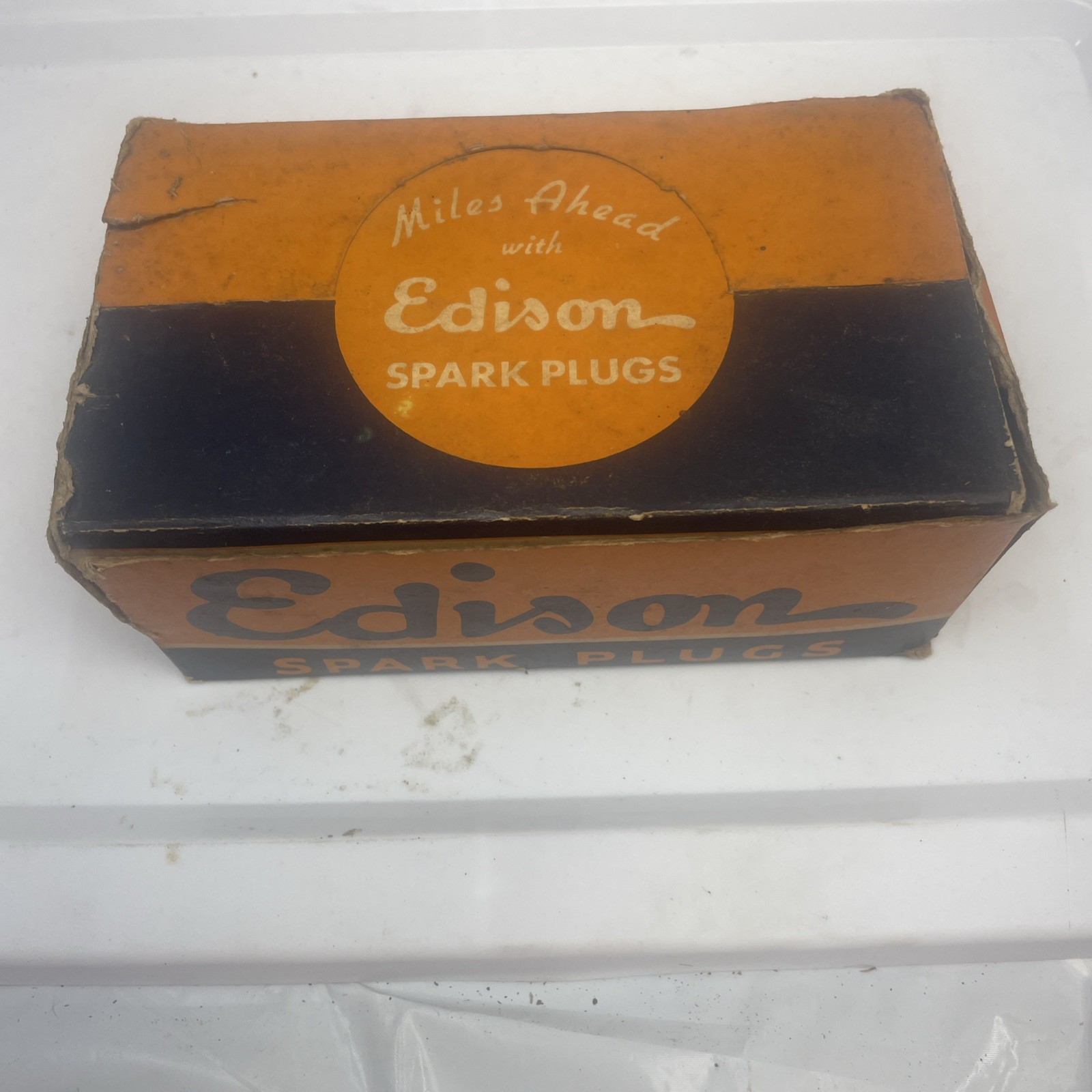 Edison NOS 10 Plugs With Display Box 4 -37 T/ 4-31 T / 2 -38 T Edison NOS 10 Plugs With Display Box 4 -37 T/ 4-31 T / 2 -38 T