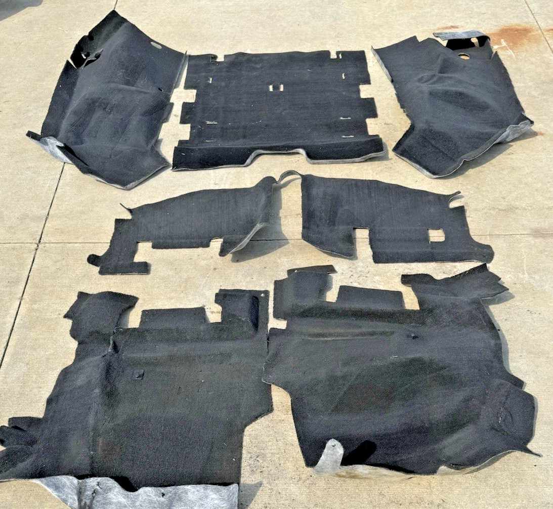Front + 2nd Row & Rear Carpet 6 PCS Complete SLATE BLACK 03-06 Jeep TJ Wrangler