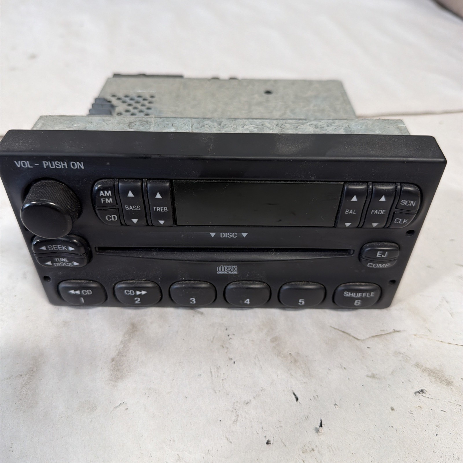 2001 - 2005 Ford F-250 Escape Ranger F250 F350 Explorer CD Player AM/FM Radio