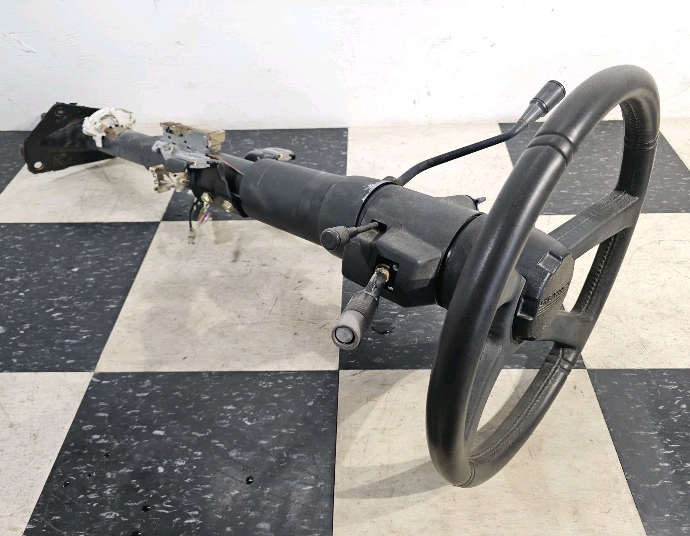 88-94 OBS Chevy GMC Automatic Steering Column w/ Tilt and Key OEM 1988-1994 88-94 OBS Chevy GMC Automatic Steering Column w/ Tilt and Key OEM 1988-1994