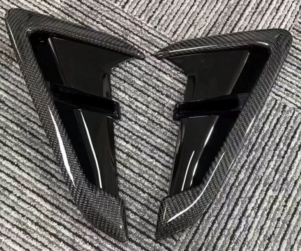 Carbon Fiber Style Vent for BMW X3 G01 G08 F97 X3M X4 G02 X4M Uograde 30i M40i M