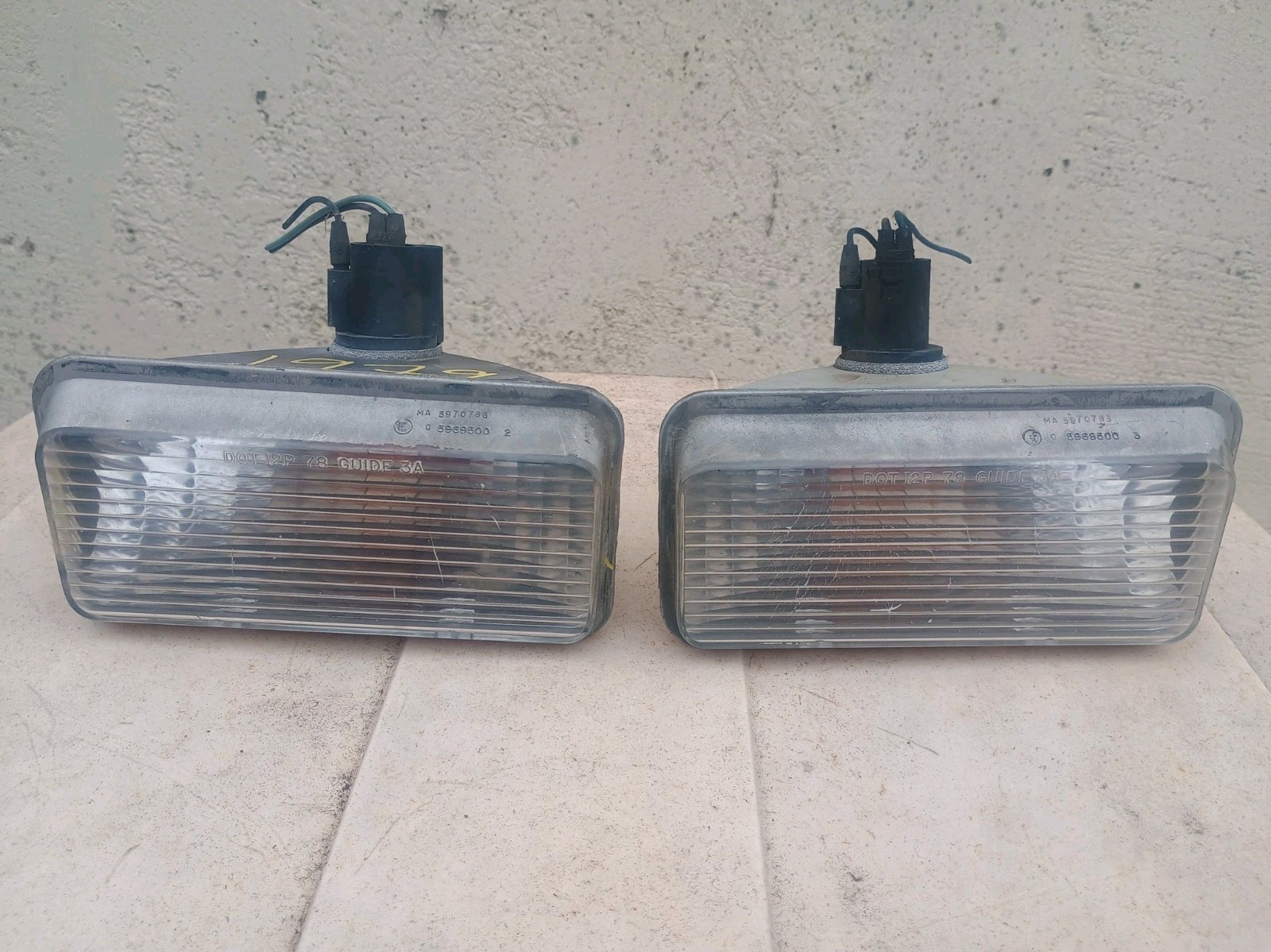 78-79 Oldsmobile Cutlass Supreme OEM Right And Left Turn Signal Marker Light OEM