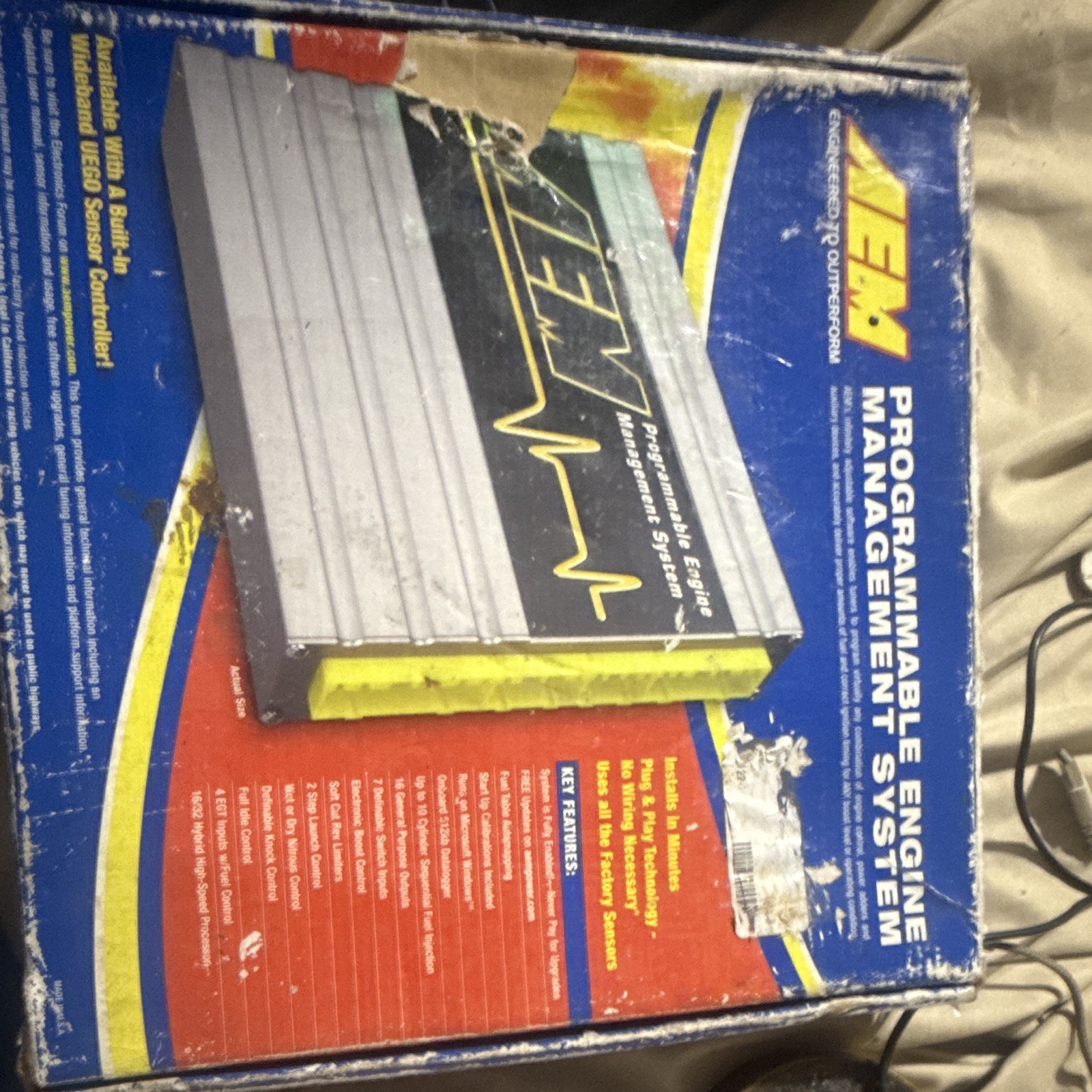 AEM PROGRAMMABLE ENGINE MANAGEMENT SYSTEM ￼
