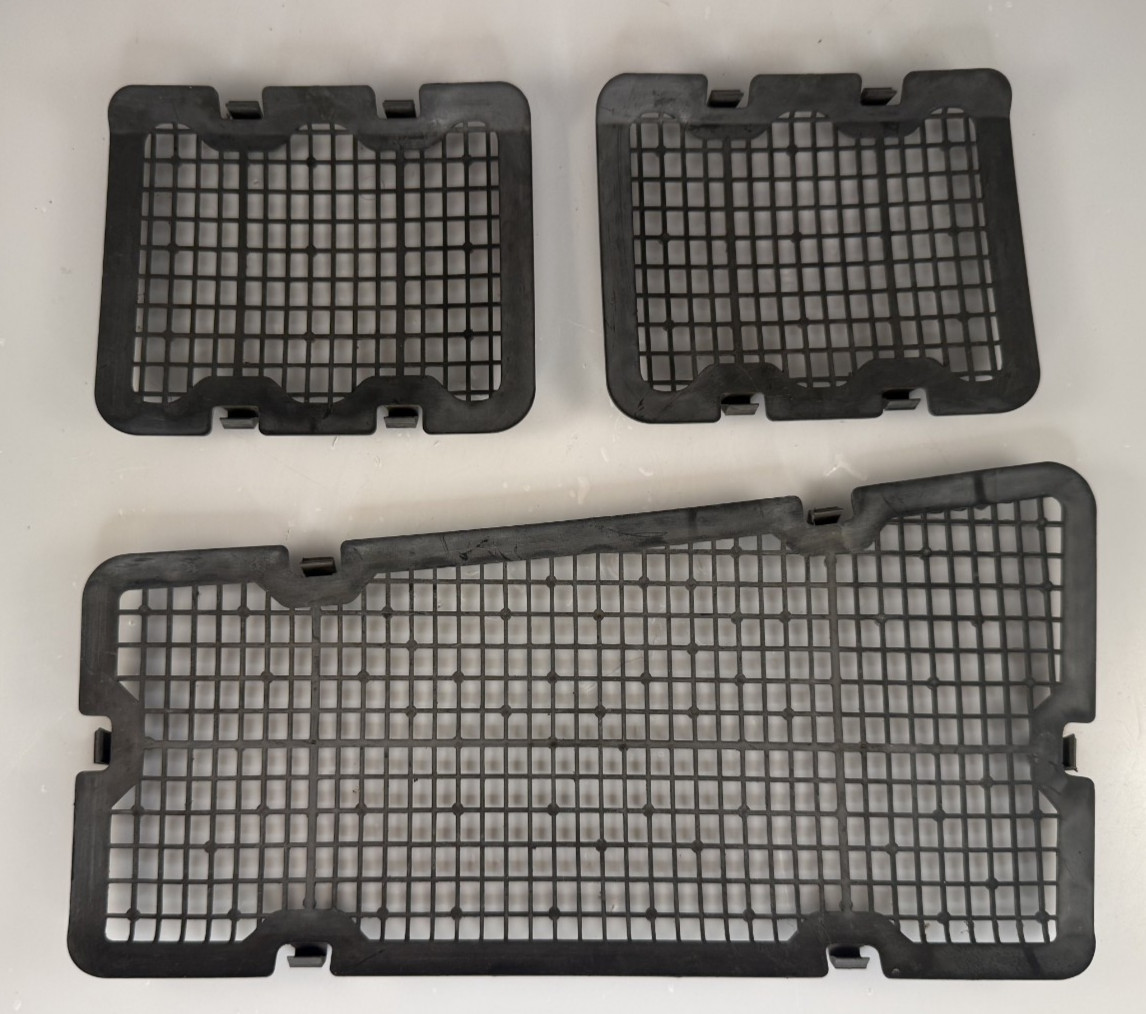 95-97 Toyota Land Cruiser FJ80 Cowl Vents Windshield Intake Grille OEM set of 3