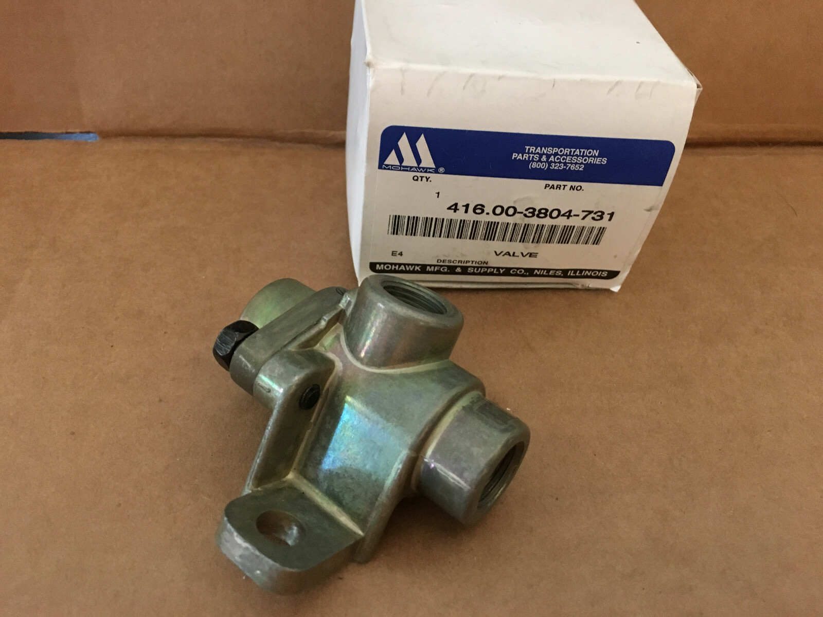 NOS BAKER MUNCIE VALVE 235438