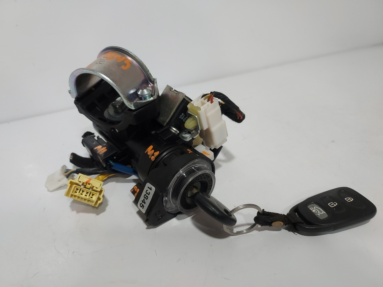 2017-2020 Hyundai Elantra GT 2.0L Ignition Switch Assembly w/ 1 Key And FOB OEM 2017-2020 Hyundai Elantra GT 2.0L Ignition Switch Assembly w/ 1 Key And FOB OEM