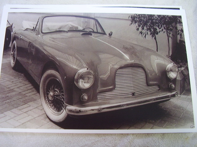 ASTON MARTIN  DB2   ROADSTER 11 X 17  PHOTO  PICTURE
