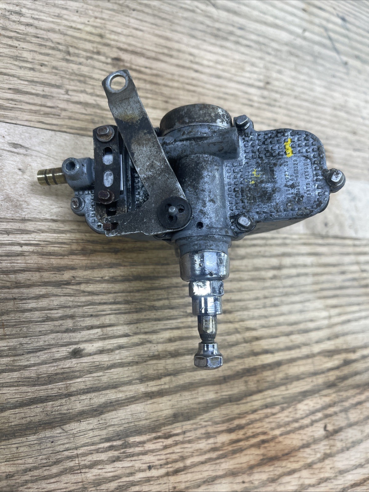 1939 - 1940 Ford V8 Wiper Motor Vacuum By Tricô 1939 - 1940 Ford V8 Wiper Motor Vacuum By Tricô