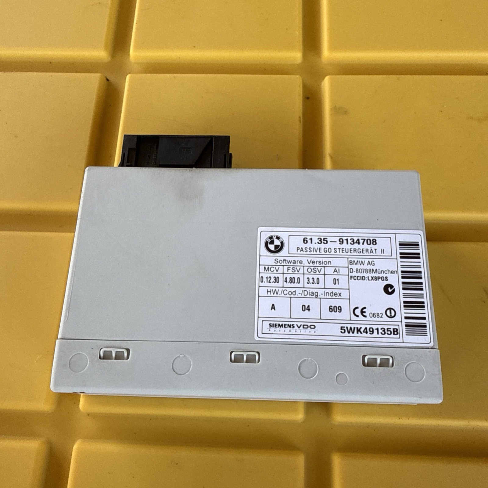 8-13 BMW 1 3 E90 E91 E92 Passive Go Keyless Entry Control Module OEM 9134708