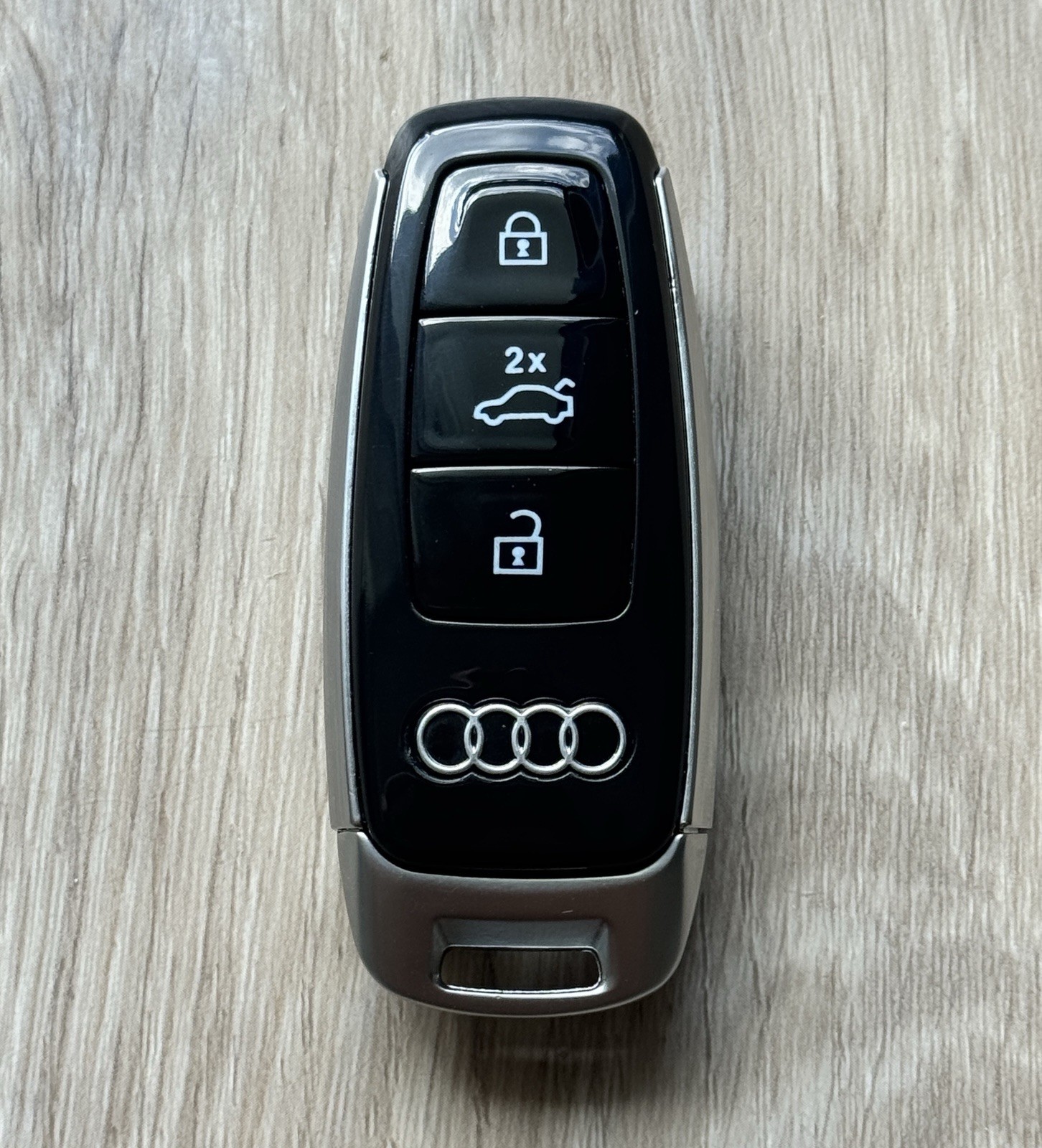 Brand New OEM Audi Smart Key Audi MLB EVO Keyless Entry Remote Fob