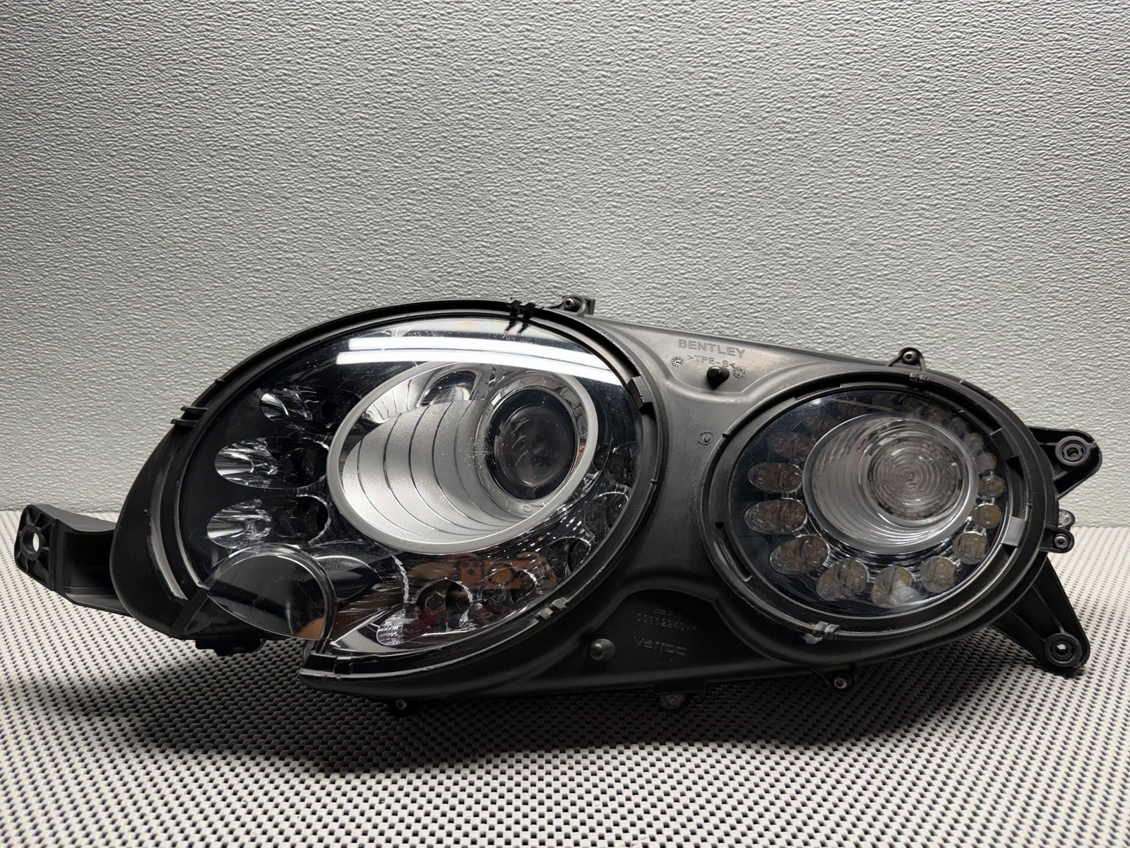 2012-2018 Bentley Continental GT GTC LH OEM Headlight 3W1941015BP Dark Bezel