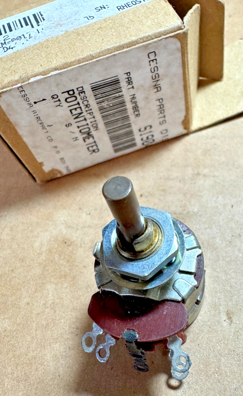 Cessna S1904 Dual Potentiometer (Rheostat) NEW SURPLUS Cessna S1904 Dual Potentiometer (Rheostat) NEW SURPLUS