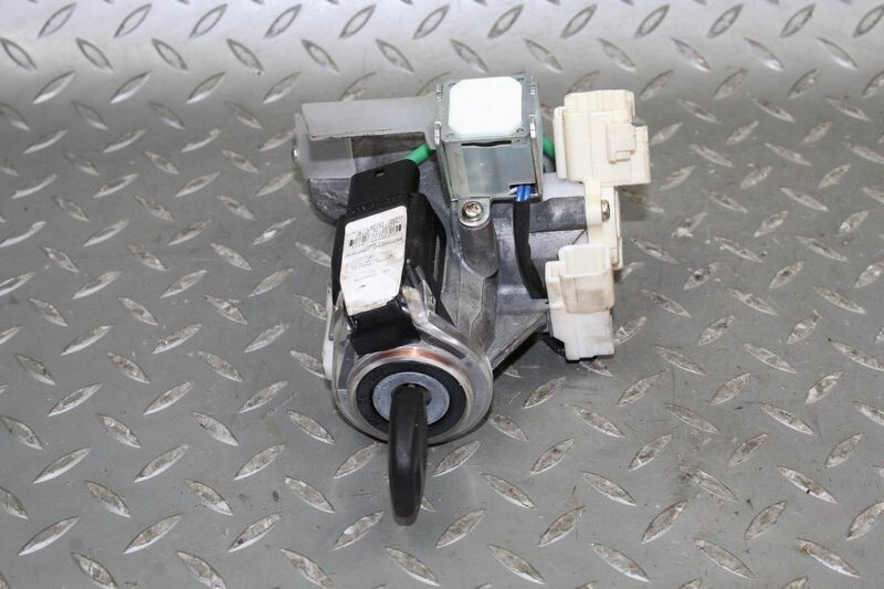 2001-2007 Toyota Sequoia Ignition Switch Assembly OEM