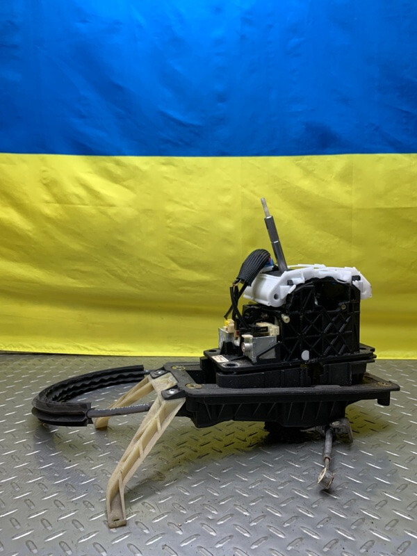 2007-2010 Porsche Cayenne Gear shift module gearbox shifter OEM 7L5713025J