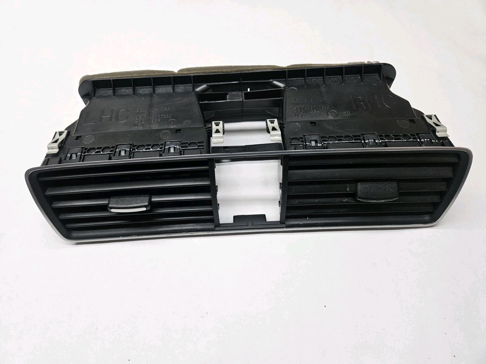 2012-2015 Volkswagen Passat Center Dash A/C Heater Air Vent 561819728 OEM