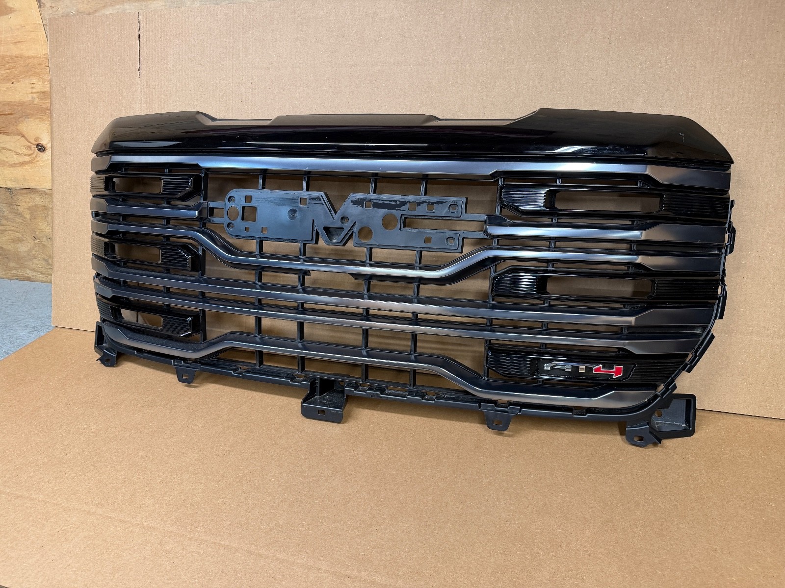 OEM GMC Sierra 1500 AT4 2022-2026 Front Grille Black For Front Camera 84878063