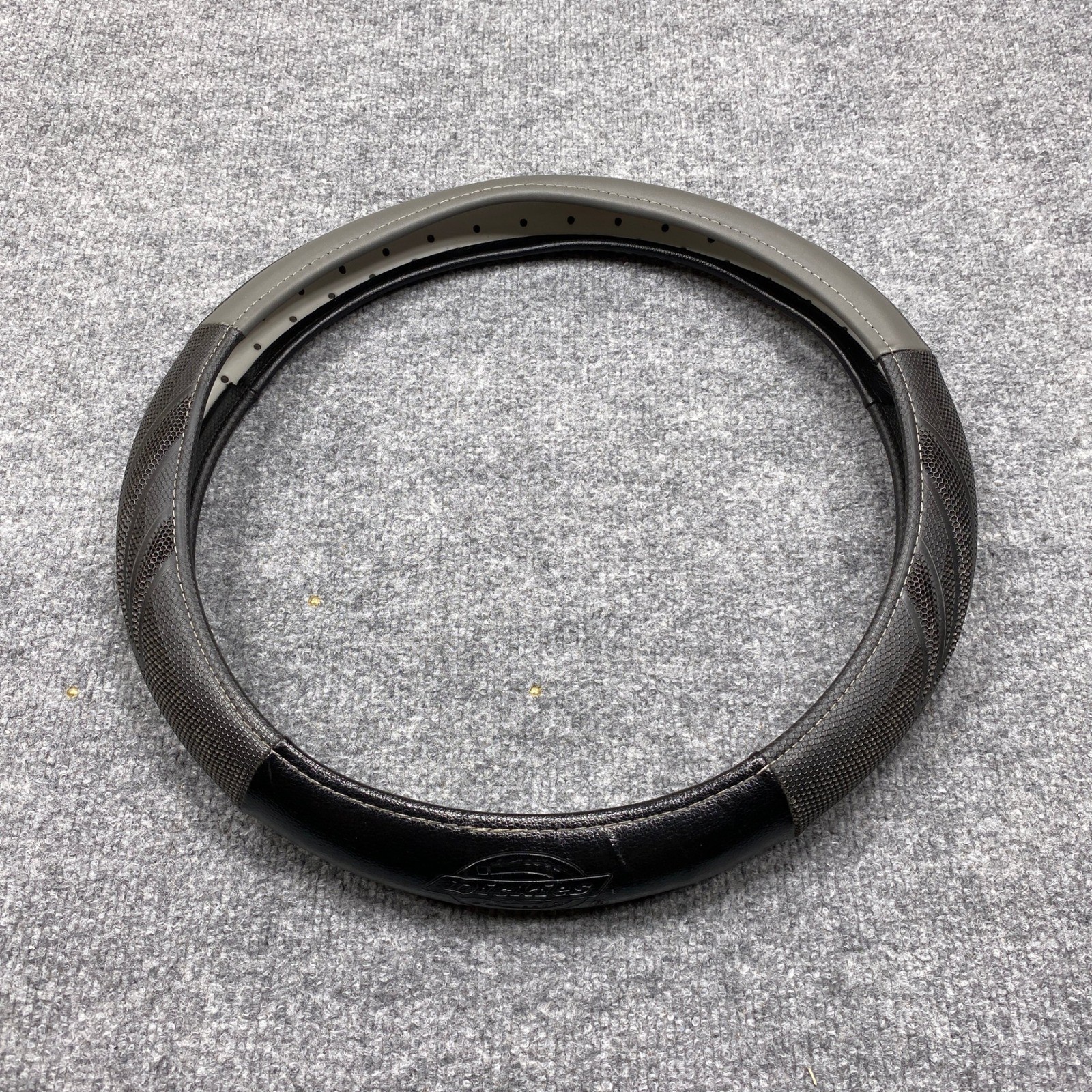 Dickies Steering Wheel Cover Unisex Black Grey Faux Leather Textured Grip 15\