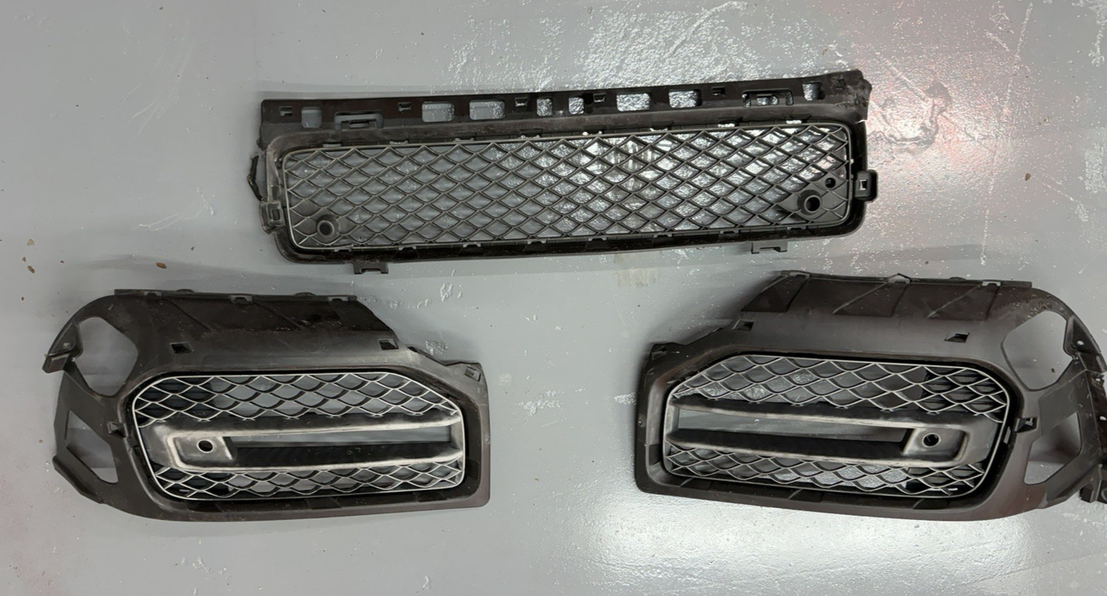 2023 Mercedes G63 AMG Front Bumper Grille Panel OEM