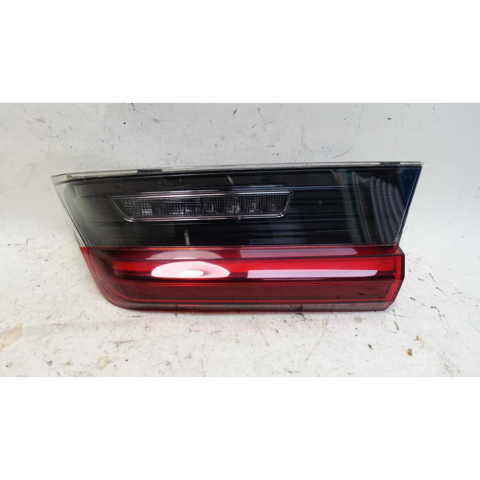 Damaged 2022-2025 BMW G20 3-Series G80 LCI Right Inner Tail Light Trunk Lid LED