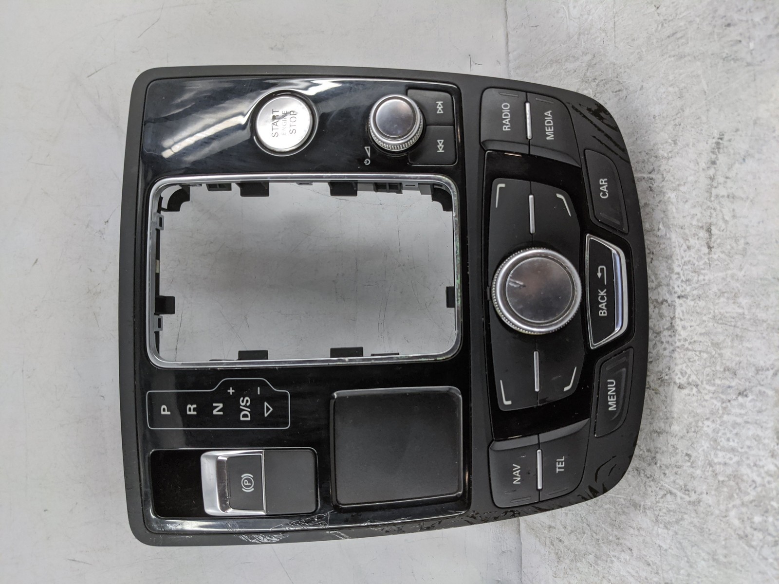 2014 Audi A6 Radio Control Panel ER50W 2014 Audi A6 Radio Control Panel ER50W