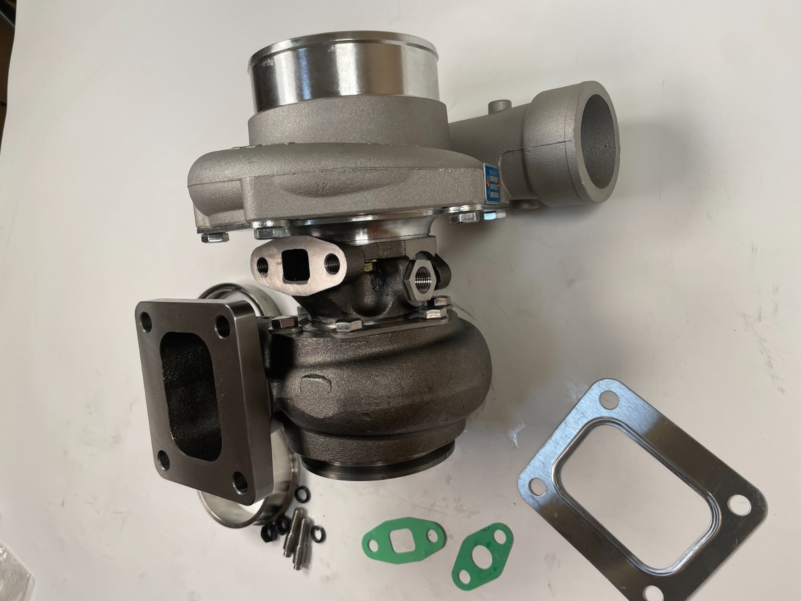 Performance T4R-20 Turbo T04E .70 A/R compressor GT35 .68 V-band T4 turbine Performance T4R-20 Turbo T04E .70 A/R compressor GT35 .68 V-band T4 turbine